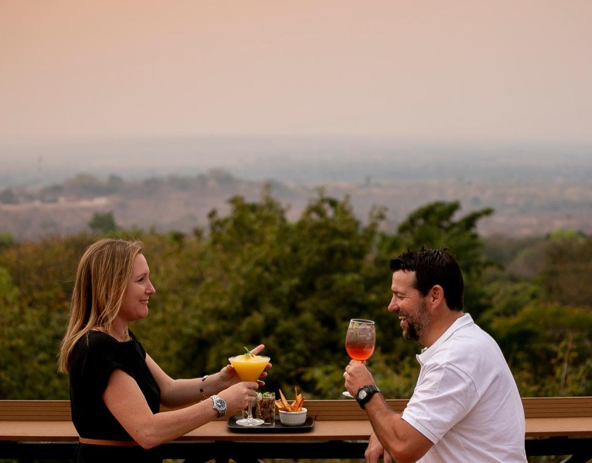 Shongwe Lookout Villa Victoria Falls Dış mekan fotoğraf